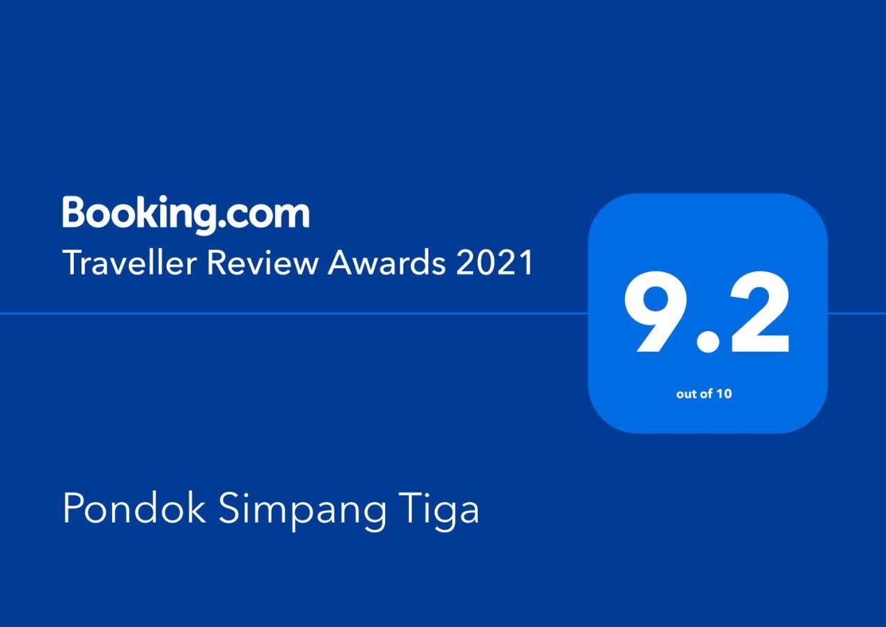 Pondok Simpang Tiga Sabang  Bagian luar foto