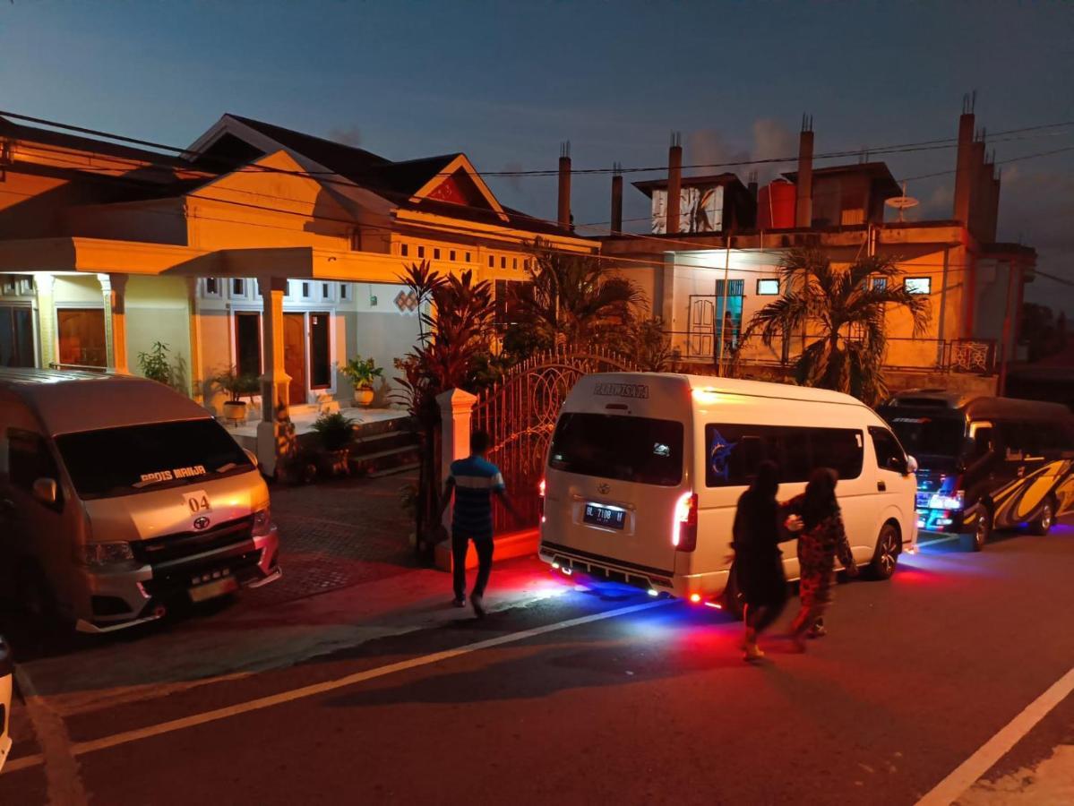 Pondok Simpang Tiga Sabang  Bagian luar foto