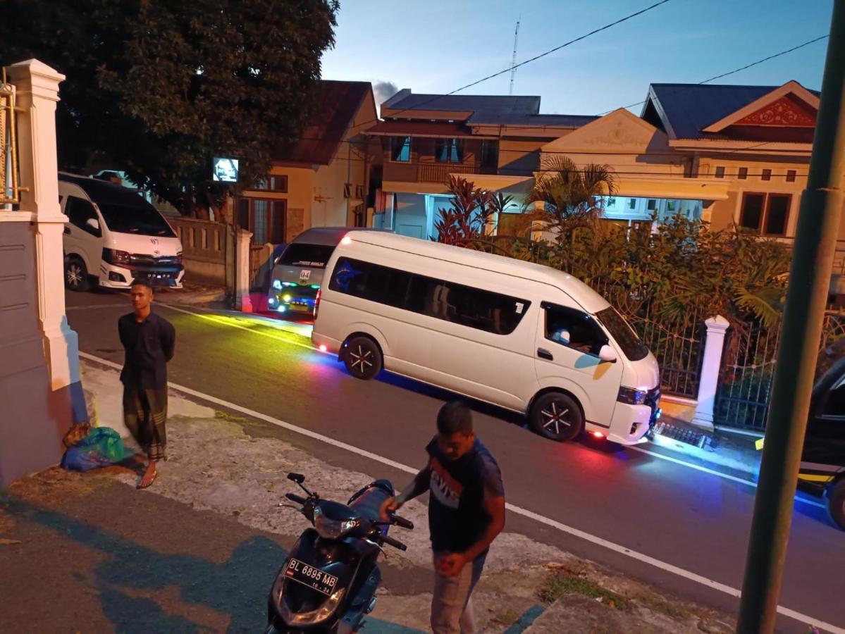 Pondok Simpang Tiga Sabang  Bagian luar foto