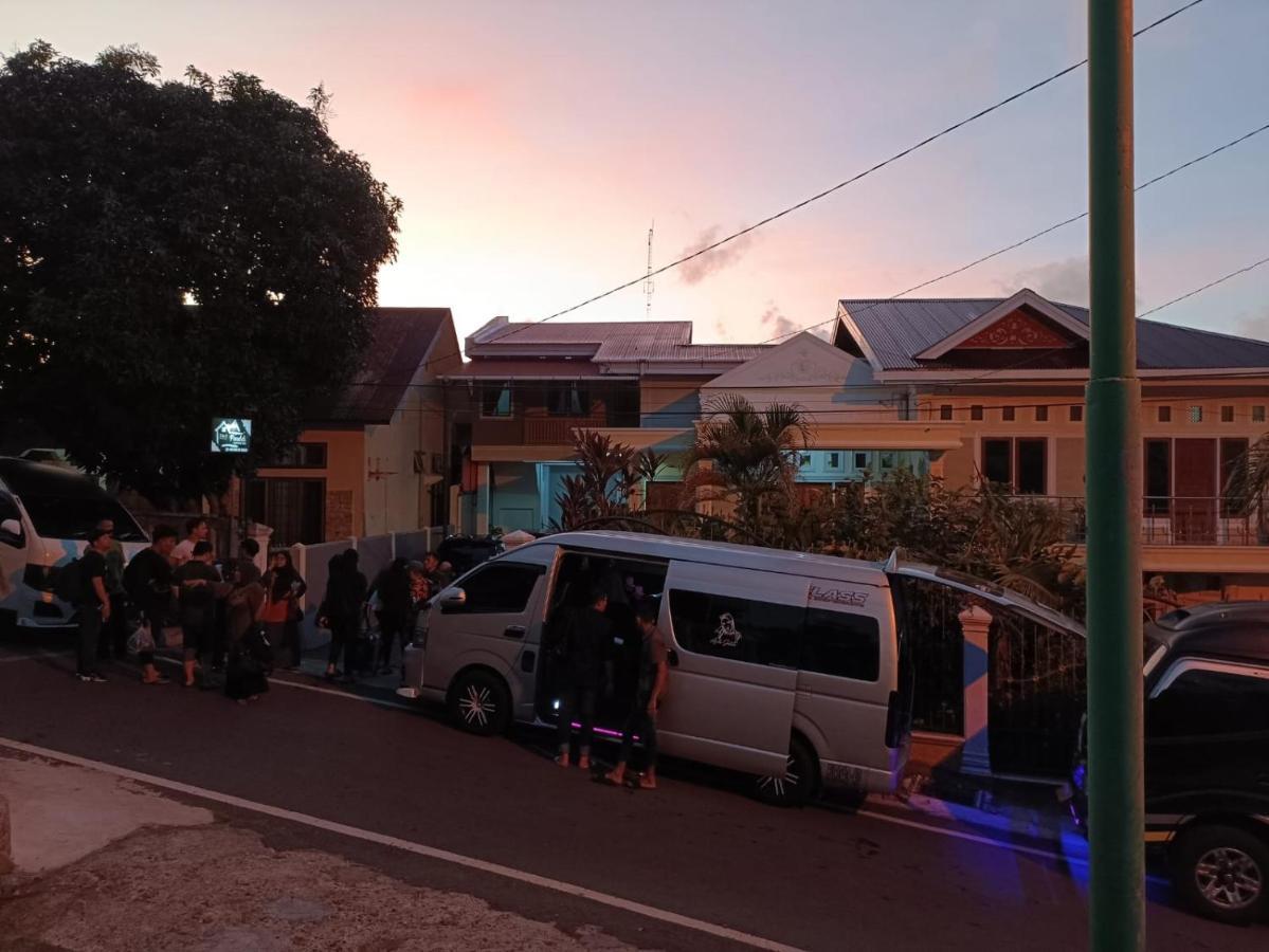 Pondok Simpang Tiga Sabang  Bagian luar foto