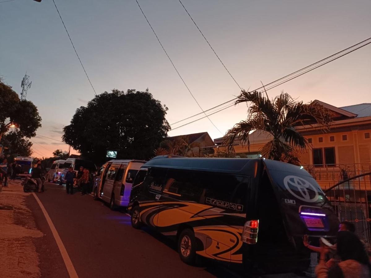 Pondok Simpang Tiga Sabang  Bagian luar foto