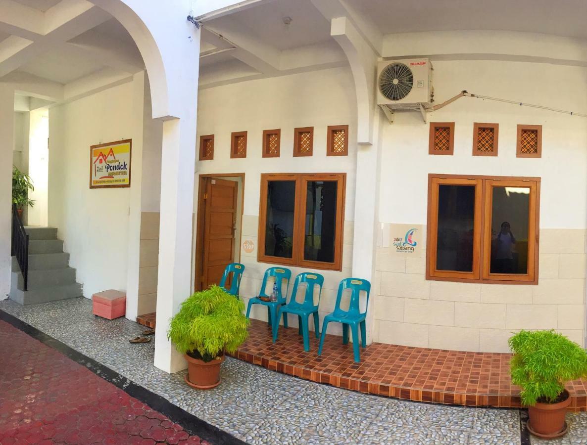 Pondok Simpang Tiga Sabang  Bagian luar foto