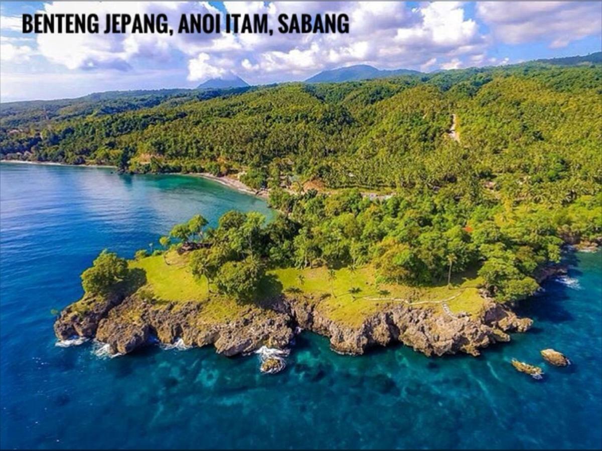 Pondok Simpang Tiga Sabang  Bagian luar foto