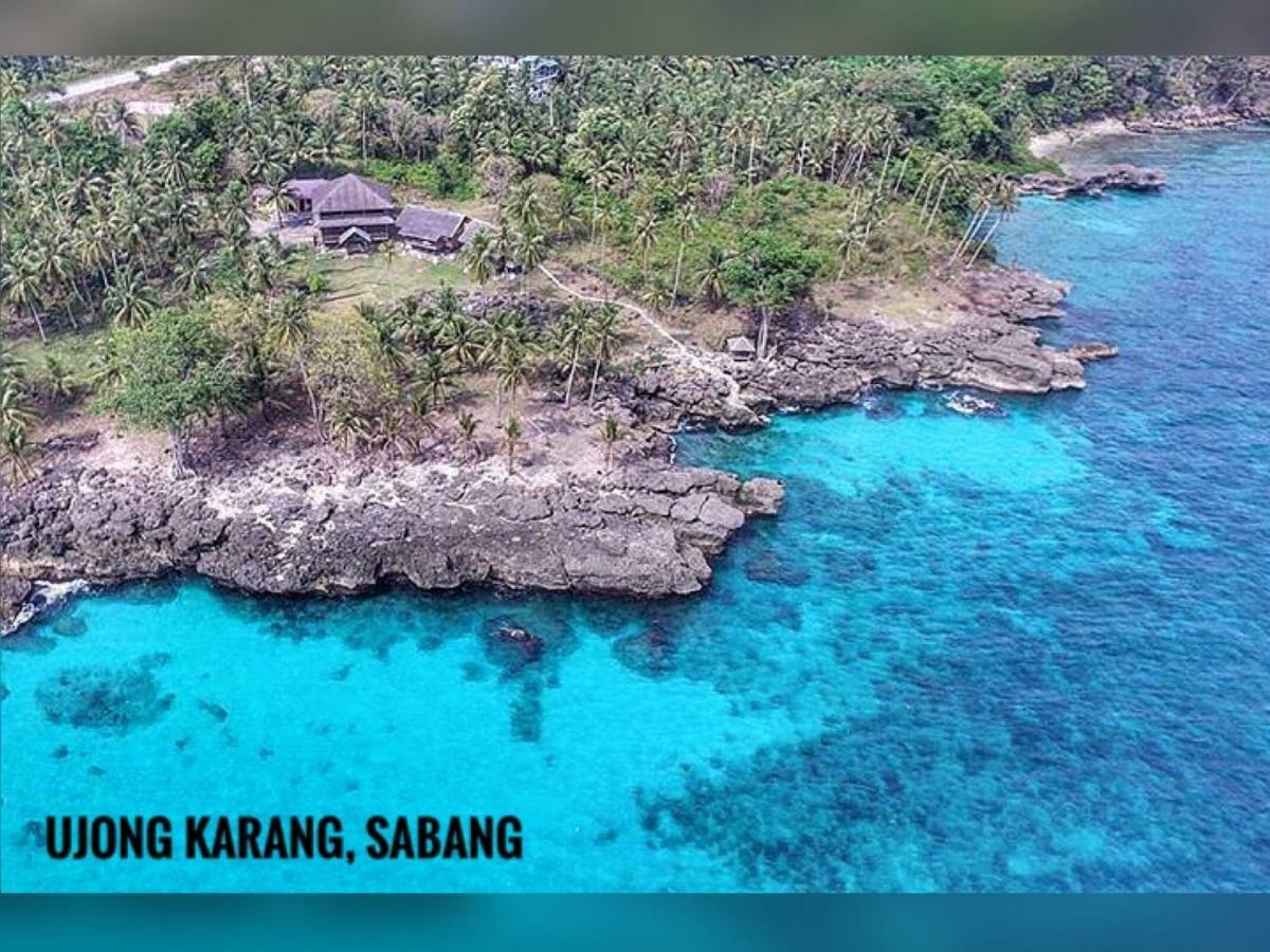Pondok Simpang Tiga Sabang  Bagian luar foto