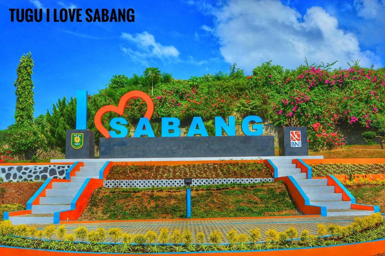 Pondok Simpang Tiga Sabang  Bagian luar foto