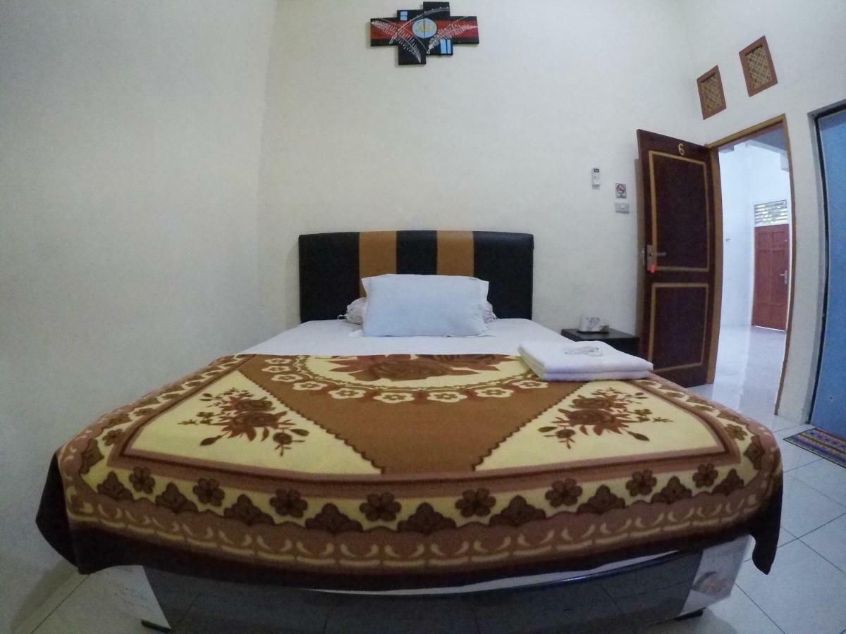 Pondok Simpang Tiga Sabang  Bagian luar foto