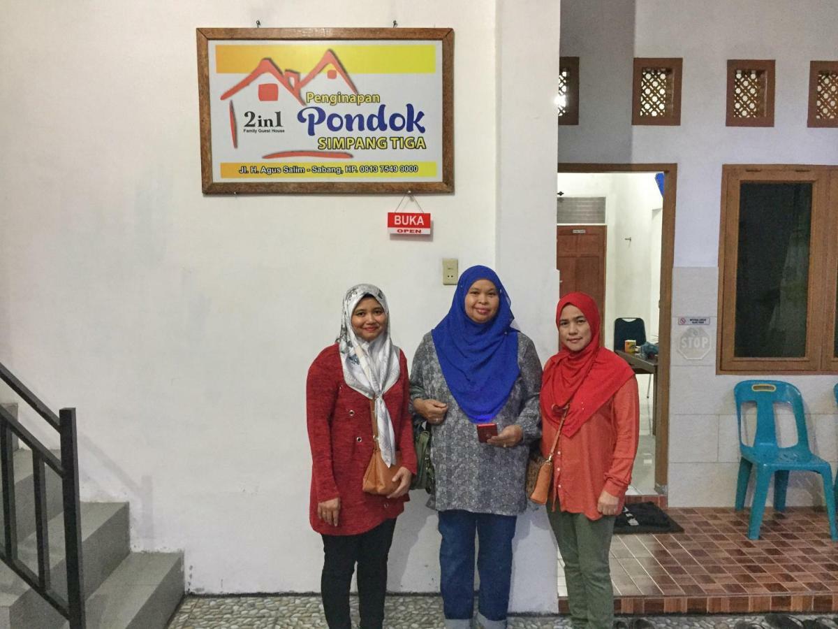 Pondok Simpang Tiga Sabang  Bagian luar foto